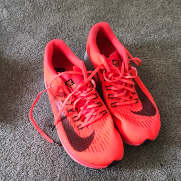 Nike Running Shoes - Picture 1 of 4